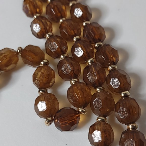 Pretty Asymmetrical Plastic Bead Layered Necklace 20 Inches Long - Picture 9 of 16